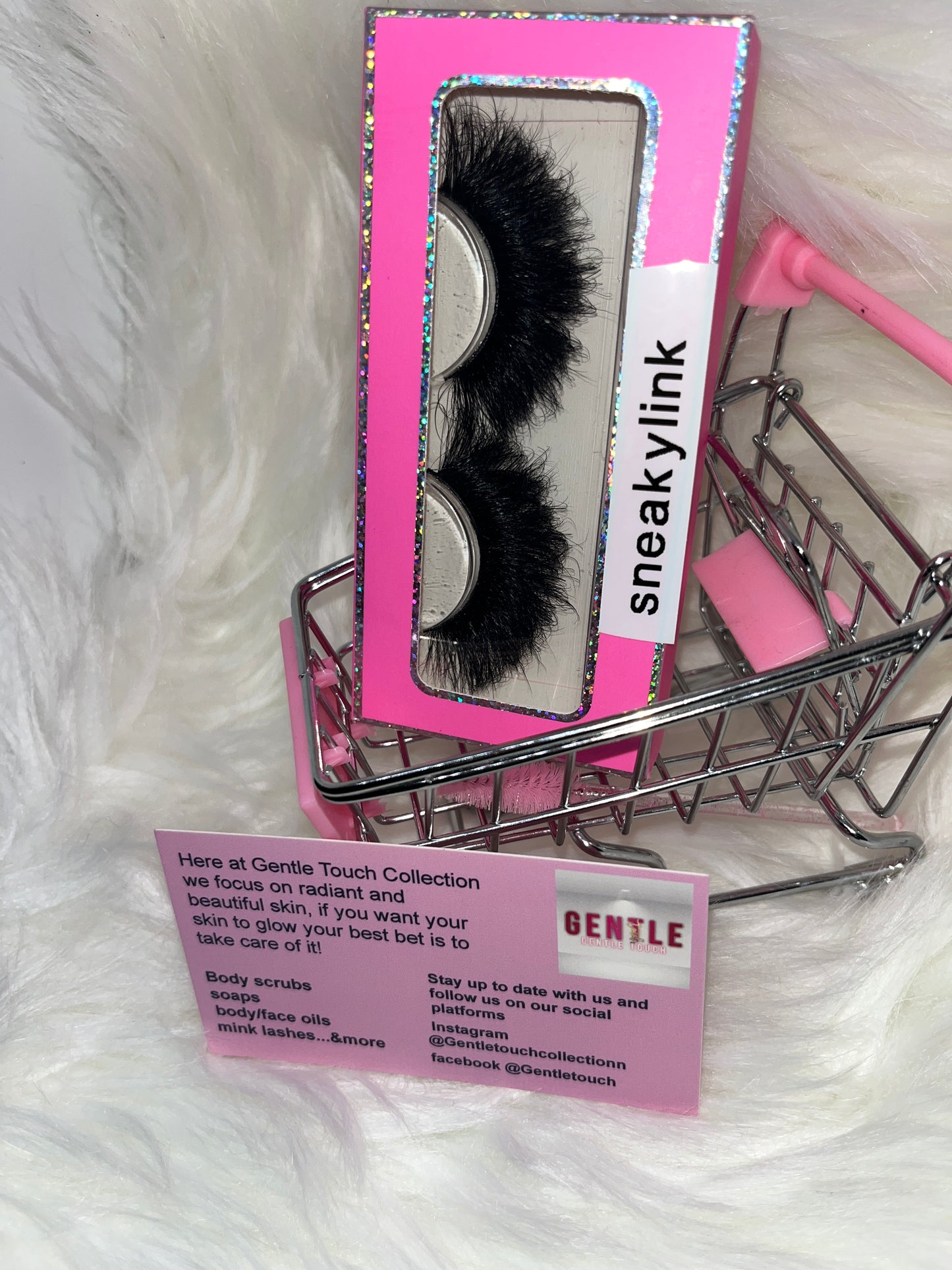 Lash style ( sneaky link )